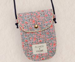 Bolsa Pequena Com Aba Liberty Mini Clarissa Bolsa Pequena Com Aba Liberty Mini Clarissa