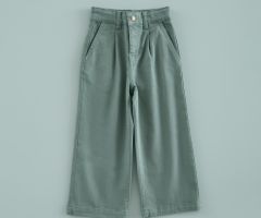 Pantalón Cropped Pinzas Verde Té Pantalón Cropped Pinzas Verde Té